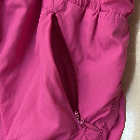 Kinesis Wind Runner, High Waisted Woven Pull-On Shorts, Rose Violet Sz S - Picture 7 of 7